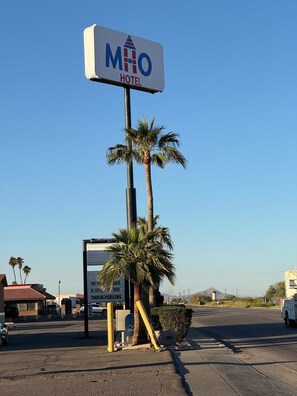 Front of property - MHO Hotel Eloy Casa Grande near I-10 (Eloy)
