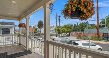 The Meadow - Elegant 3BR Getaway•Near Wright Park+Gazebo