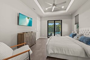 3 habitaciones, tabla de planchar con plancha, wifi y ropa de cama 