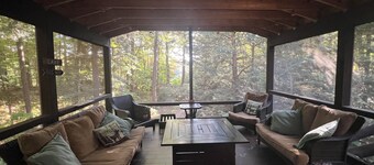 Puchers Place - Spacious, waterfront home on a private non-motorized lake