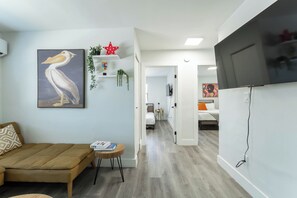 2 chambres, fer et planche à repasser, accès au Wi-Fi (inclus)