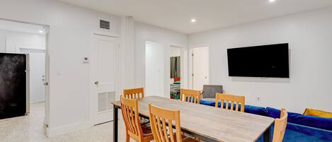 تناول الطعام