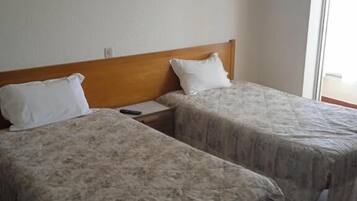 Habitación con 2 camas individuales | Wifi gratis