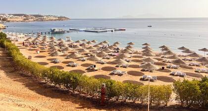 Domina Coral Bay big terrace sea view Oasis