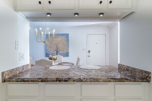 Dining - Spacious Retreat Minutes from Samford (Birmingham)