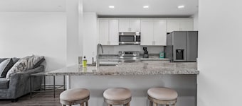 Modern 3-bed, 2-bath suite with a beautiful view of Topaz Lake.