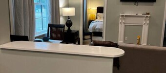 Luxury Rose Garden Suite