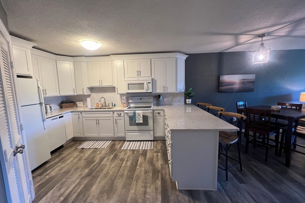 Mikrowelle, Ofen, Herdplatte, Geschirrspüler