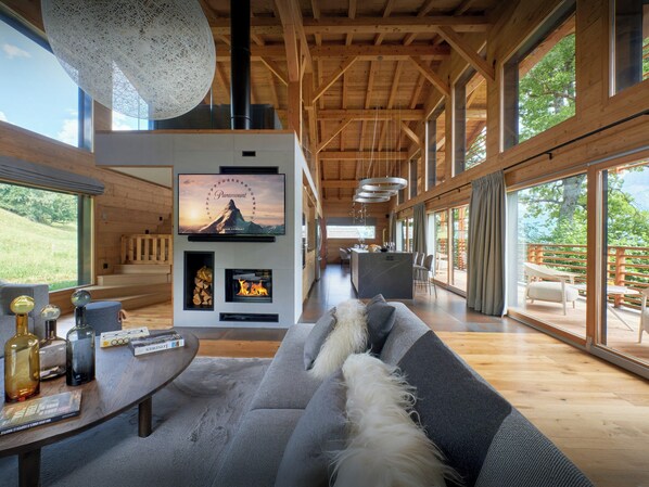 TV, fireplace, DVD player, stereo