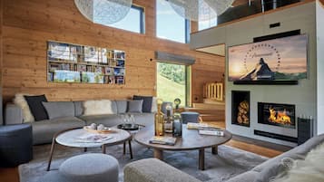 TV, fireplace, DVD player, stereo