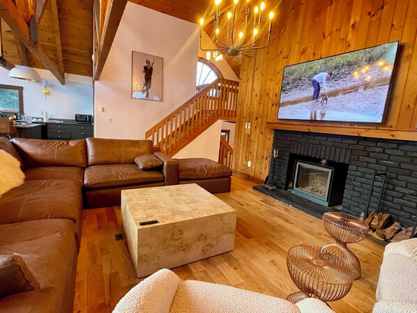 Smart TV, DVD player, books, music library