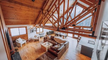 TV connectée, lecteur de DVD, livres, médiathÚque