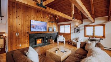 TV connectée, lecteur de DVD, livres, médiathÚque