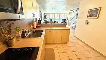 Microwave, oven, stovetop