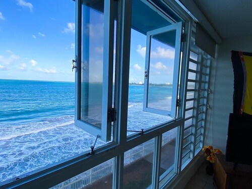 Oceanfront Paradise on Luquillo Beach 2-bedroom rooftop Puerto Rico Island
