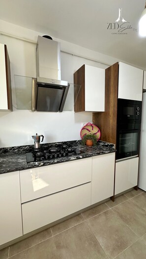 Microwave, oven, stovetop, dishwasher