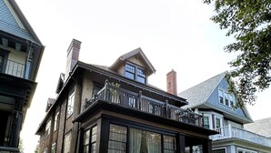 Unclassified image, 4 of 35, button - Spacious Allentown Retreat,  Porch + Walkable Location, King Bed + Sauna (Buffalo)