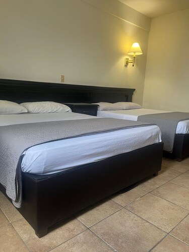 HOTEL PLAZA CALIFORNIA