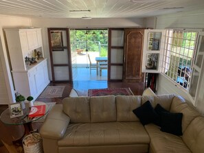 Smart-tv och eldstad