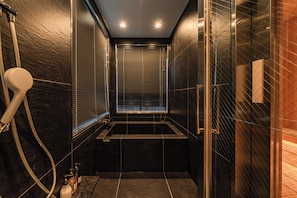 Bathroom - Apartment Hotel 11 Shinimamiya 1 (Osaka)