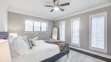 4 bedrooms, iron/ironing board, travel crib, free WiFi