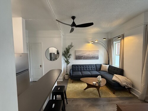 Unit 210 The Newest Boutique Stay at The George