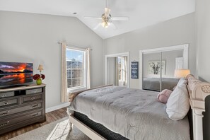 3 bedrooms, free WiFi, bed sheets