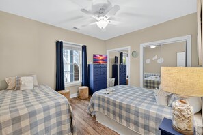 3 bedrooms, free WiFi, bed sheets
