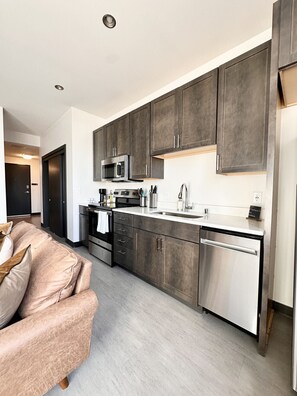 Fridge, microwave, oven, stovetop