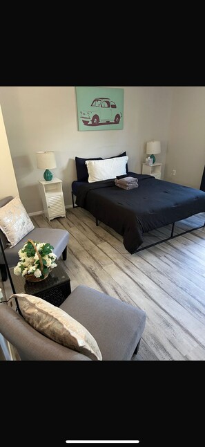 3 bedrooms, iron/ironing board, travel cot, WiFi