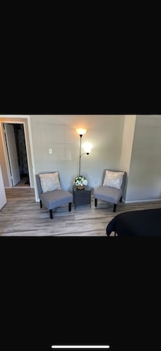 3-bedroom townhome in delightful Germantown with AC without basement