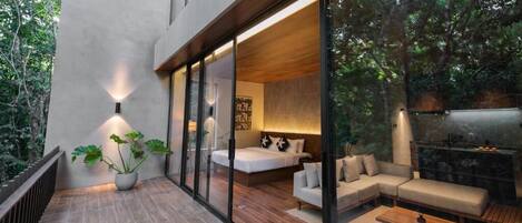 Premier Studio with Balcony | Balcony