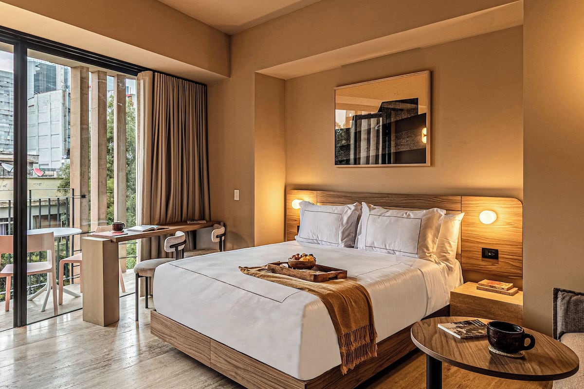 Comfort Studio, Balcony | Premium bedding, down comforters, in-room safe, soundproofing