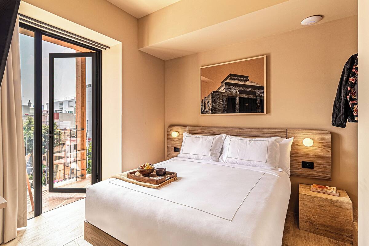 Family Apartment, Balcony | Premium bedding, down comforters, in-room safe, iron/ironing board