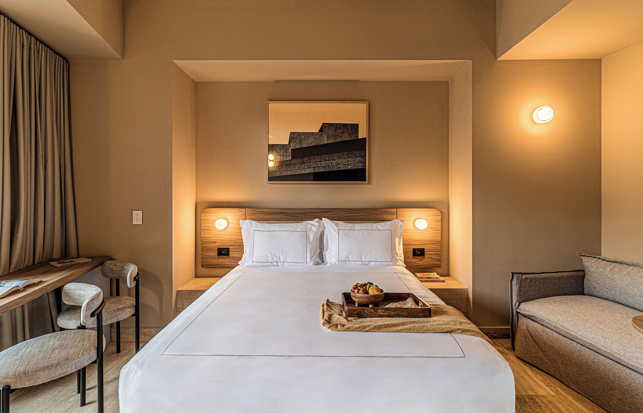 Premium bedding, down duvets, in-room safe, iron/ironing board