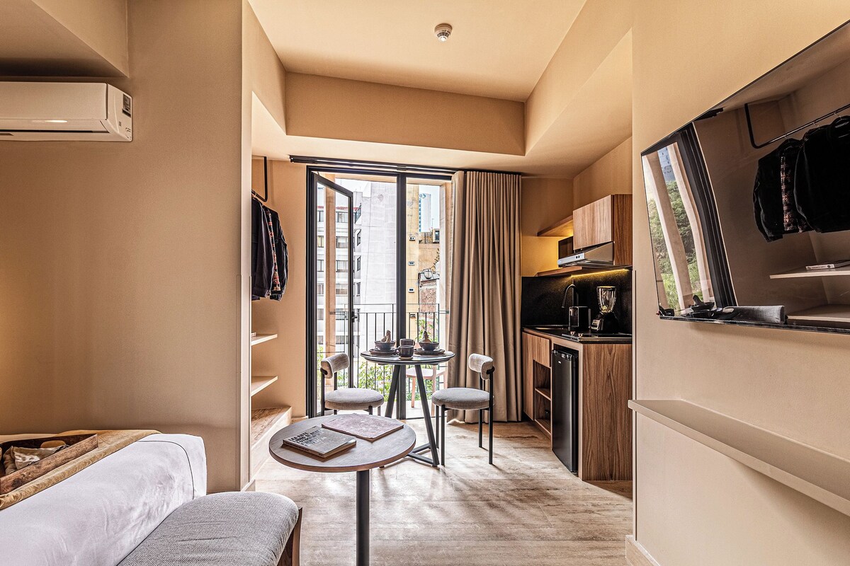 Deluxe Studio Balcony Suite Street View