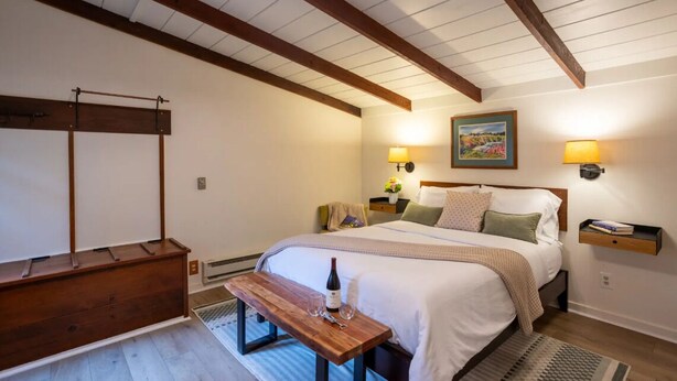 2 bedrooms - Spacious 2 room unit in the heart of California Wine Country (Philo)