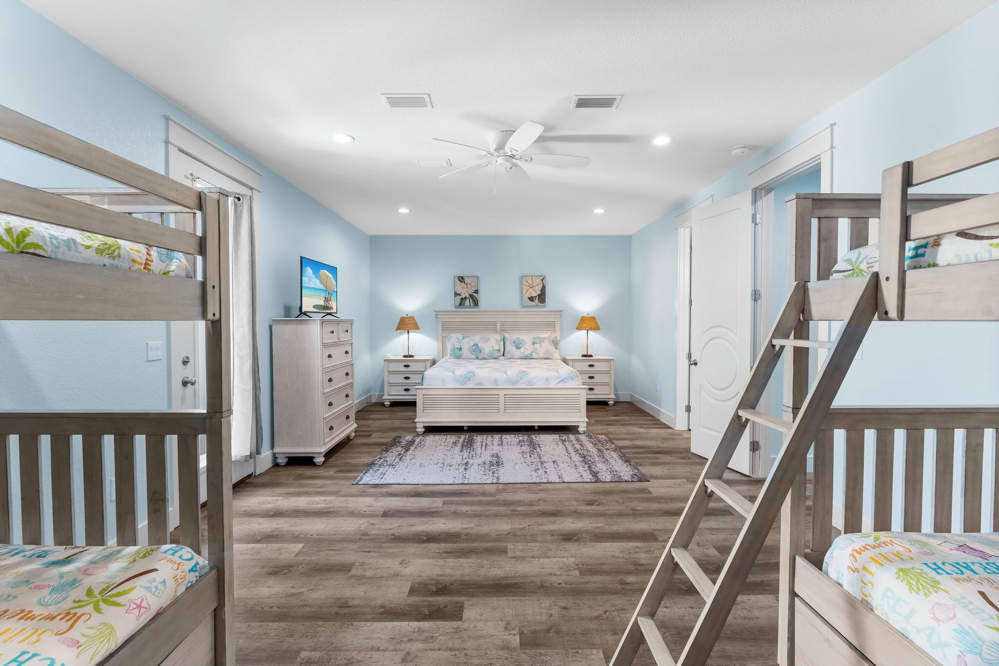 9 Schlafzimmer, Bügeleisen/Bügelbrett, WLAN, Bettwäsche