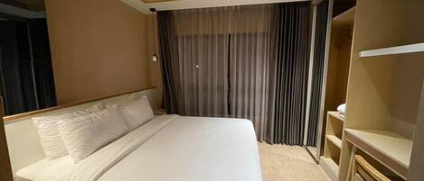 1 室のベッドルーム、WiFi (無料)、ベッドシーツ