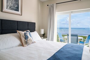 2 bedrooms, desk, WiFi, bed sheets - Natty’s Cove: Beach front + Pool, Gym & Tennis! (East End)
