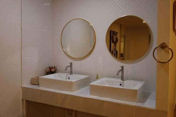 Interior - The 5ive Homestay (Chiang Rai)