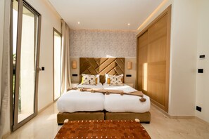 4 chambres, fer et planche Ă repasser, Wi-Fi, draps fournis