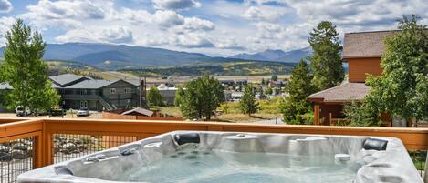 مغطس سبا خارجي