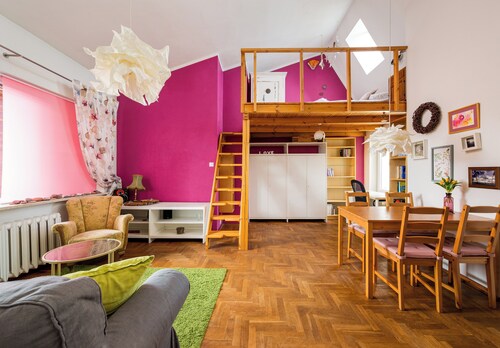 Marymont Apartment with Mezzanine