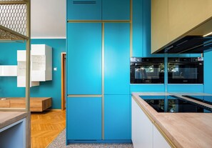 冰箱、烤箱、炉灶、洗碗机