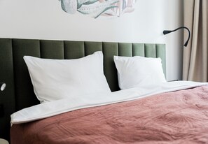 1 chambre, fer et planche à repasser, Wi-Fi, literie fournie