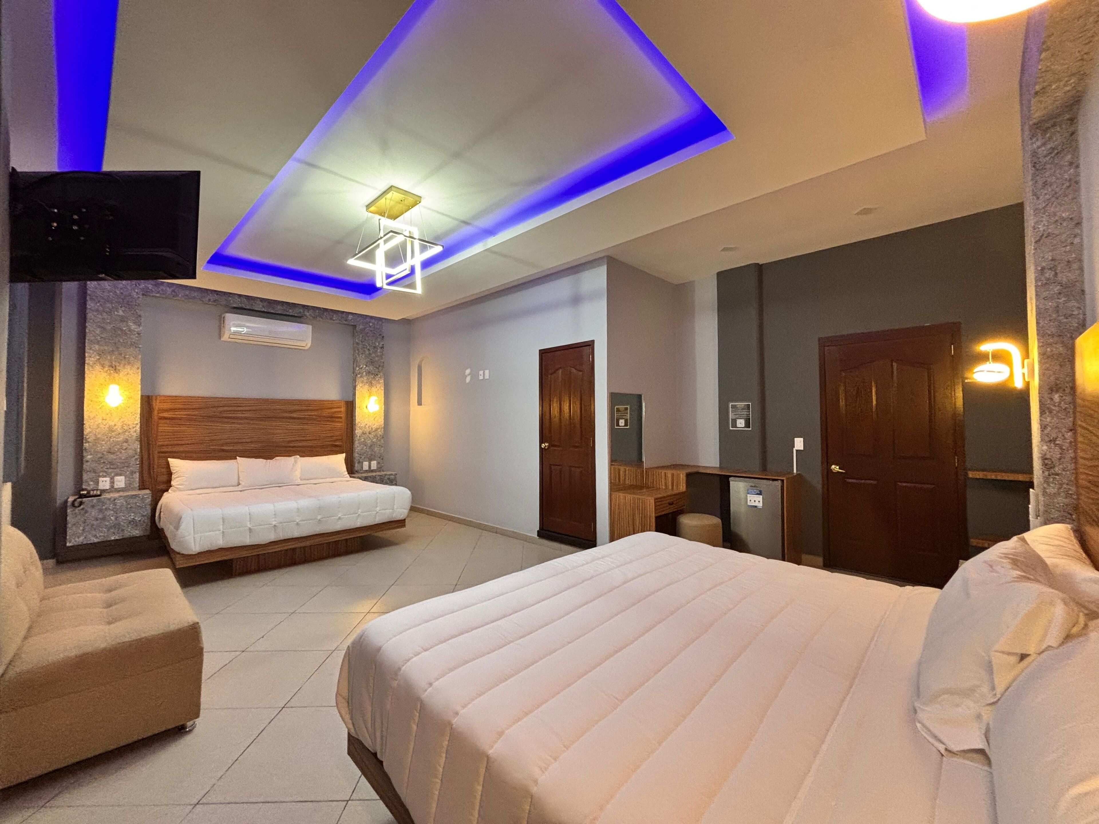 Habitació doble Deluxe | Escriptori, espai de treball apte per a portàtils i wifi gratuïta 