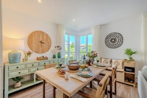 Dining - 5* luxury 2 bedroom apt. In Vilamoura/vila Sol with a balcony and 3 pools. (Quarteira)
