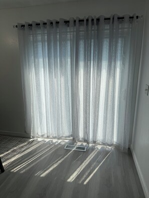Interior - Emmanuel Midtown 2 BR 1.5 Bath Condo in Tulsa. Close to YMCA, Hospitals, Highway (Tulsa)