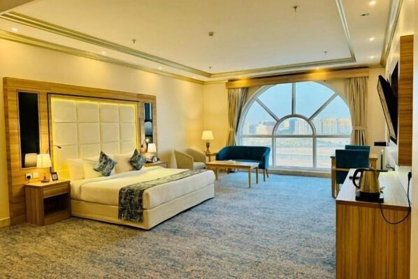 Cribs/infant beds